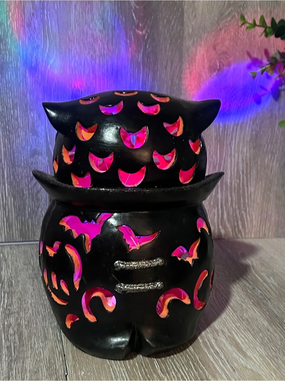 Cracker Barrel Halloween LED Color Changing Ceramic Owl Tuxedo Decor Light